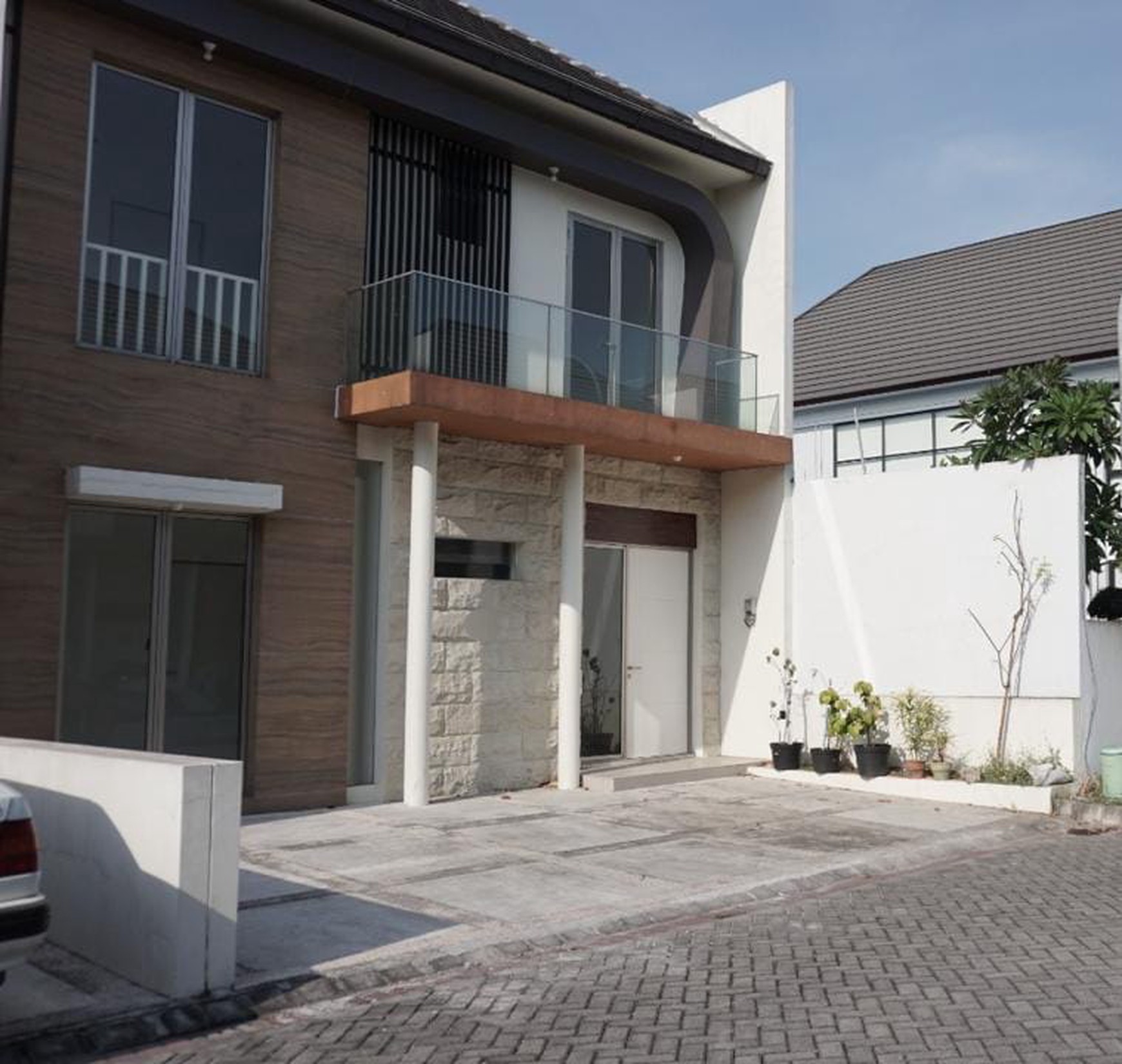 Rumah Hitung Tanah Area Cipete