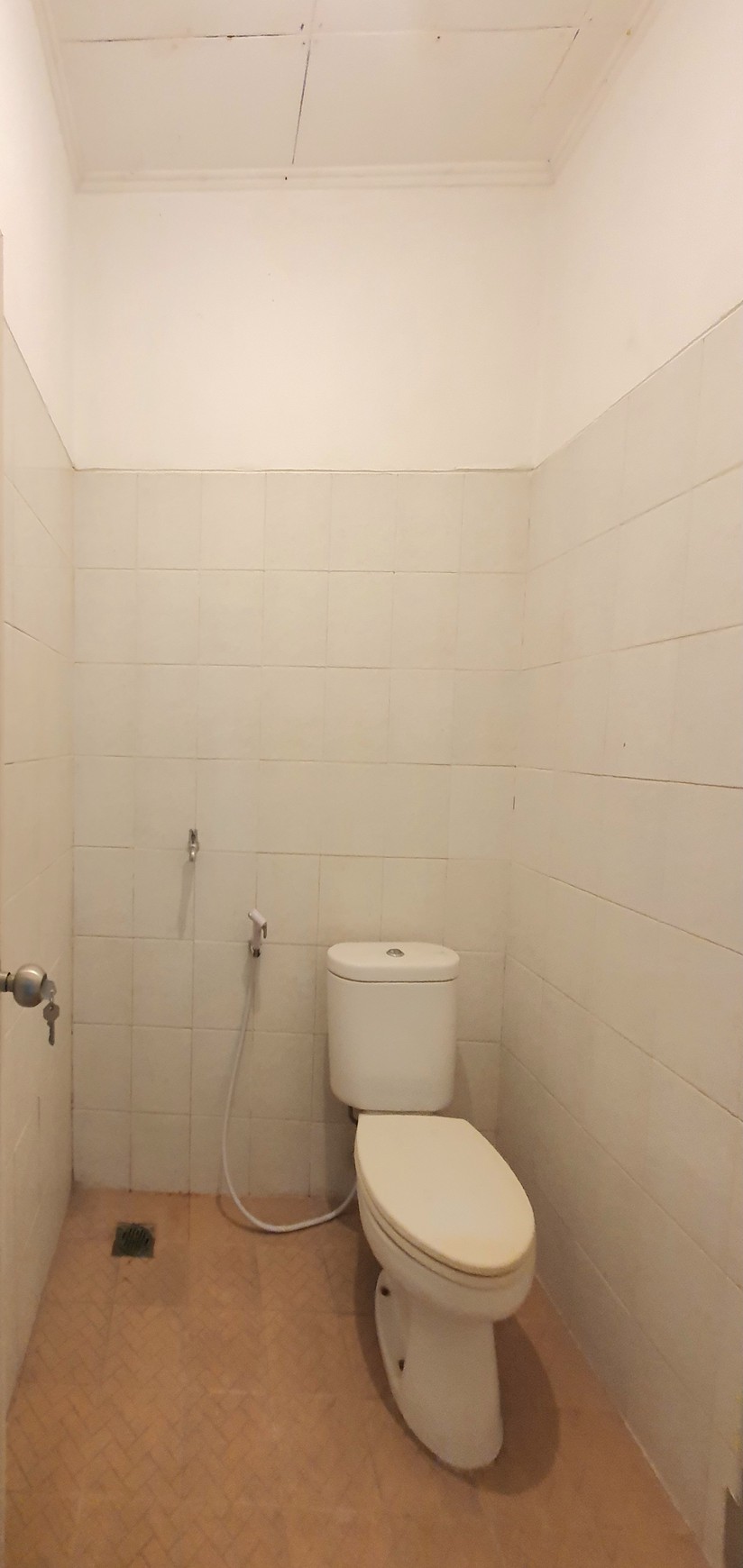 Ruko Artha Gading Boulevard depan Kirana, Kelapa Gading. Rapih, bersih, siap pakai. Selesai renovasi akhir 2024