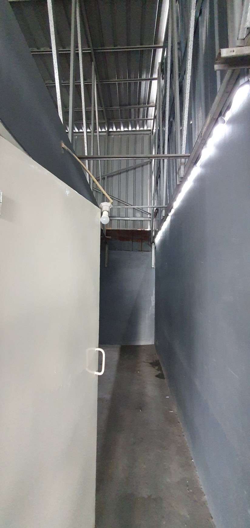 Ruko Artha Gading Boulevard depan Kirana, Kelapa Gading. Rapih, bersih, siap pakai. Selesai renovasi akhir 2024