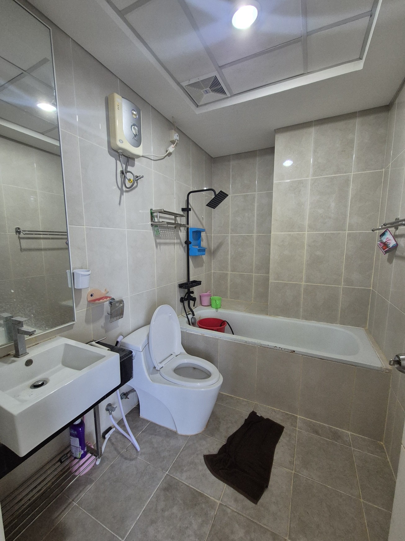 Apartemen Trillium SIAP HUNI full furnished 3BR TOWER B Surabaya Pusat