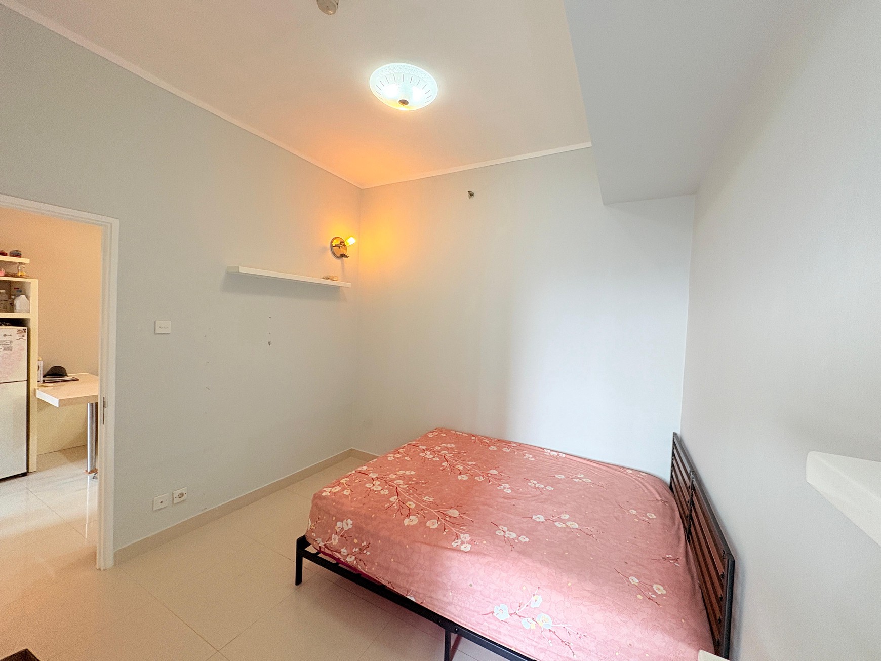 Dijual Cepat! Apartemen Season City tower C, Grogol Jakarta Barat, Lantai Tinggi dan Siap Huni