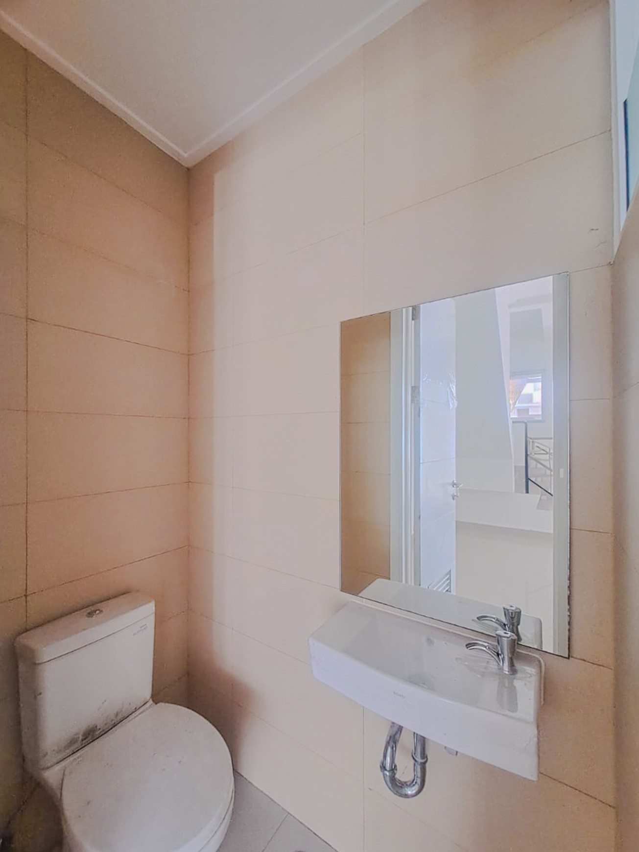 RUMAH SIAP HUNI SEDAYU CITY, CLUSTER WINTERVILLE, DEKAT CAKUNG, KELAPA GADING, SUNTER