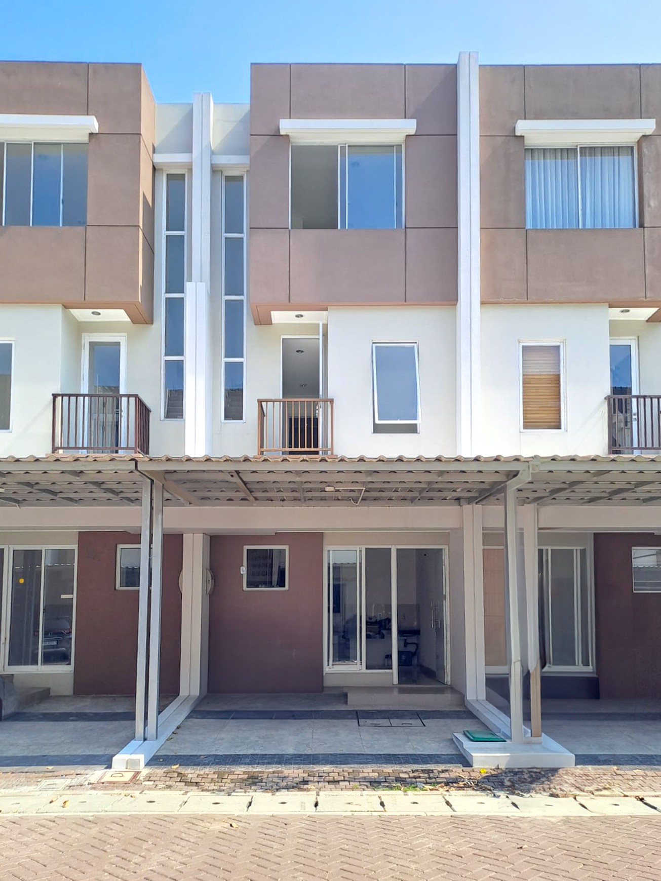 RUMAH SIAP HUNI SEDAYU CITY, CLUSTER WINTERVILLE, DEKAT CAKUNG, KELAPA GADING, SUNTER