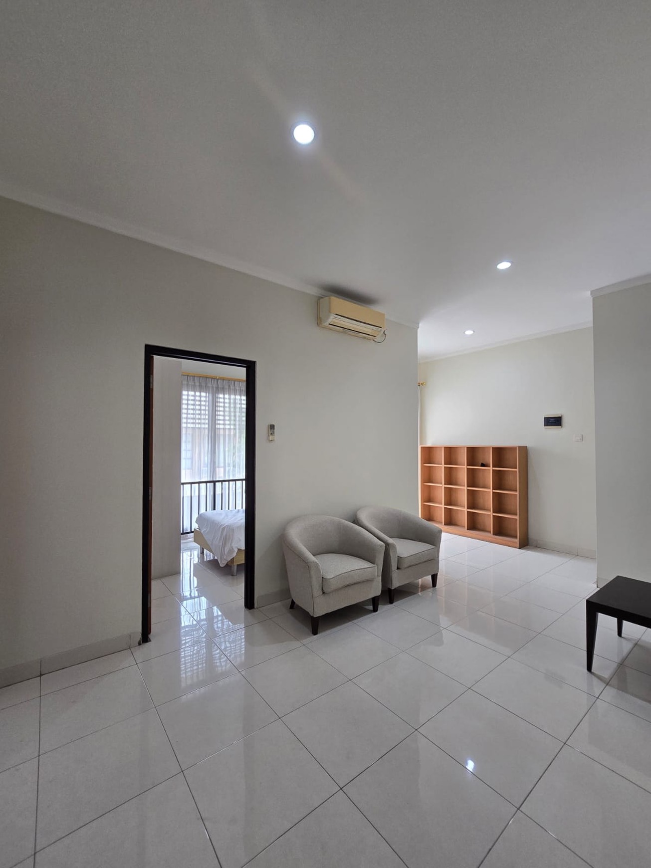Dijual Cepat Rumah dalam cluster,2 lantai di Bintaro 9