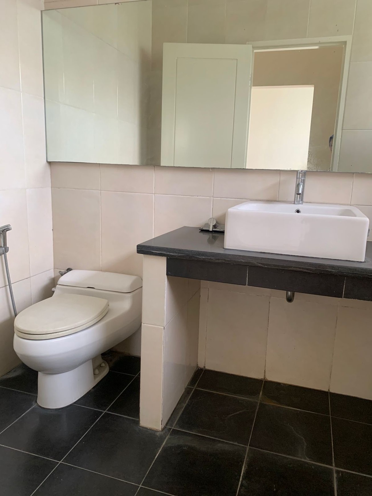 Rumah 2 lantai,dalam cluster,lingkungan ok di Bintaro Jaya 7