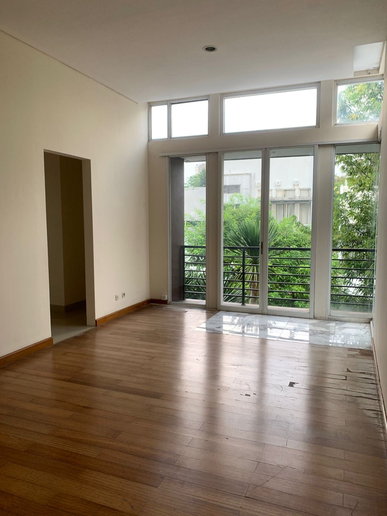 Rumah 2 lantai,dalam cluster,lingkungan ok di Bintaro Jaya 7