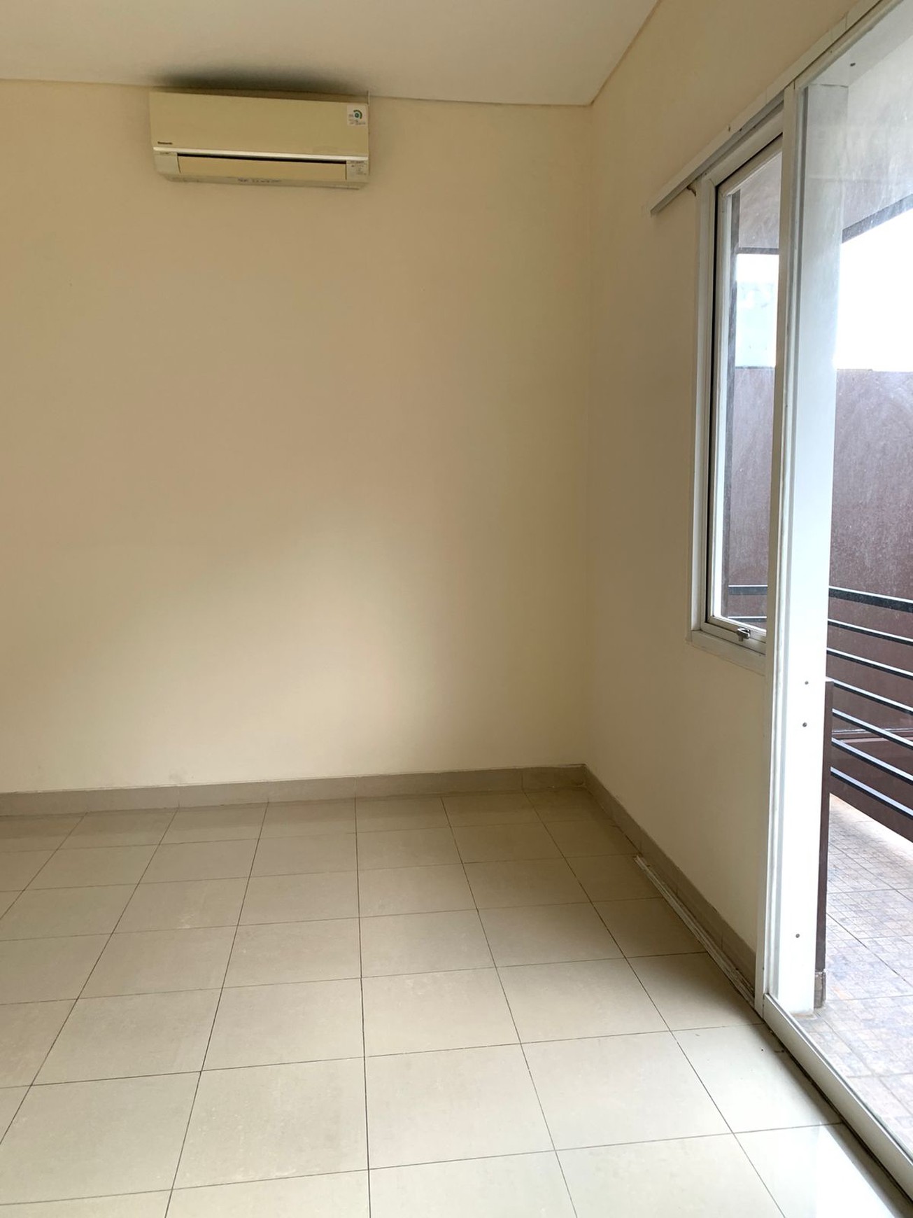 Rumah 2 lantai,dalam cluster,lingkungan ok di Bintaro Jaya 7