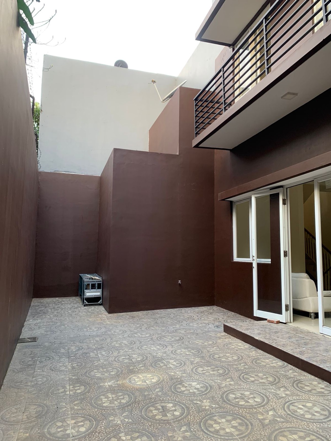 Rumah 2 lantai,dalam cluster,lingkungan ok di Bintaro Jaya 7