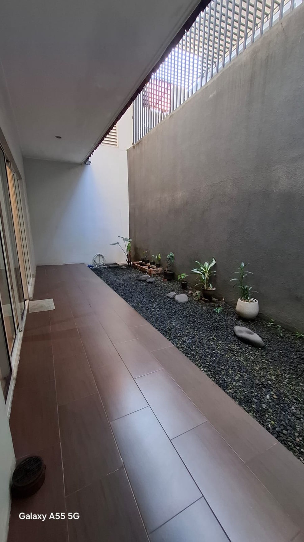 dijual cepat rumah 2 lantai,dalam cluster di Bintaro Jaya 7