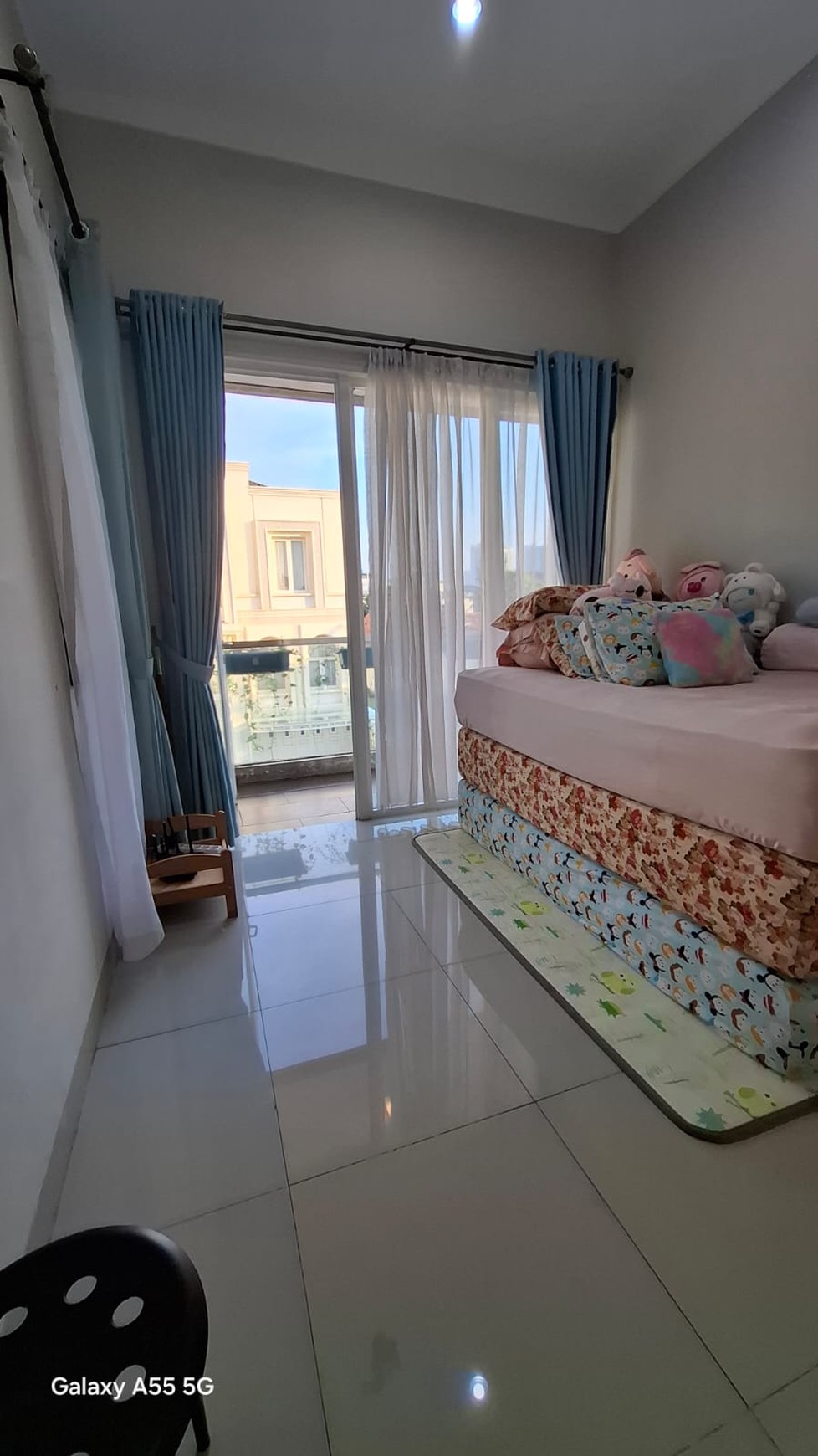 dijual cepat rumah 2 lantai,dalam cluster di Bintaro Jaya 7