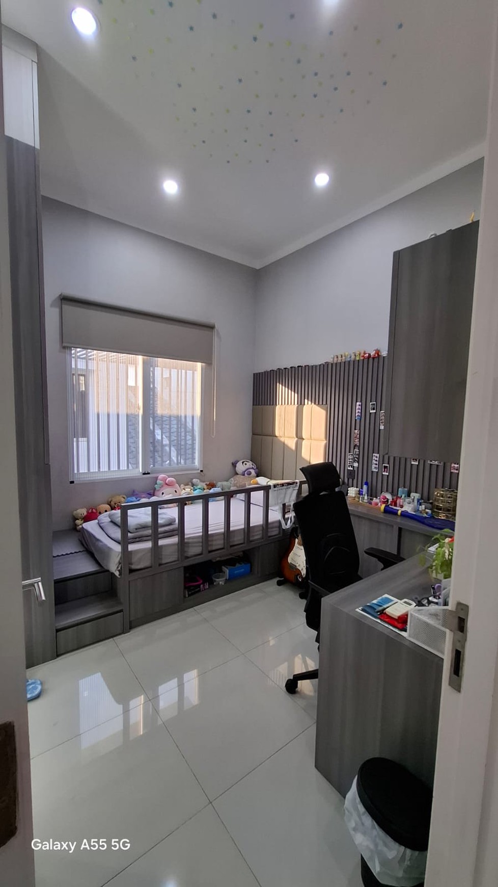 dijual cepat rumah 2 lantai,dalam cluster di Bintaro Jaya 7