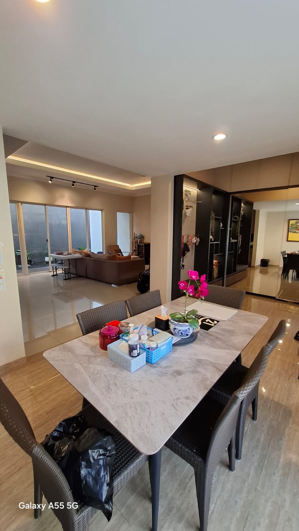 dijual cepat rumah 2 lantai,dalam cluster di Bintaro Jaya 7