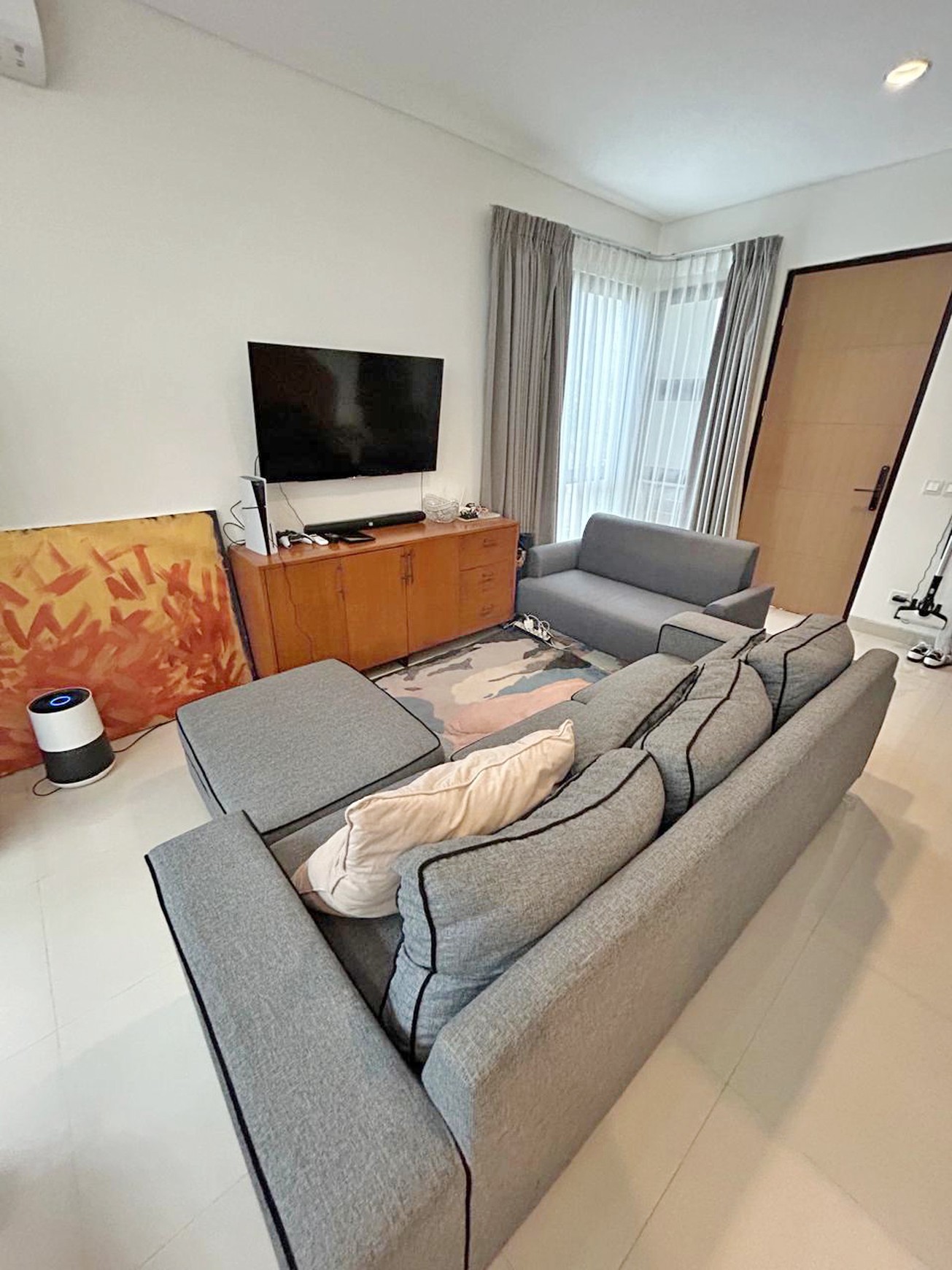 Rumah Minimalis Modern 3 Lantai di Provence Suites BSD City