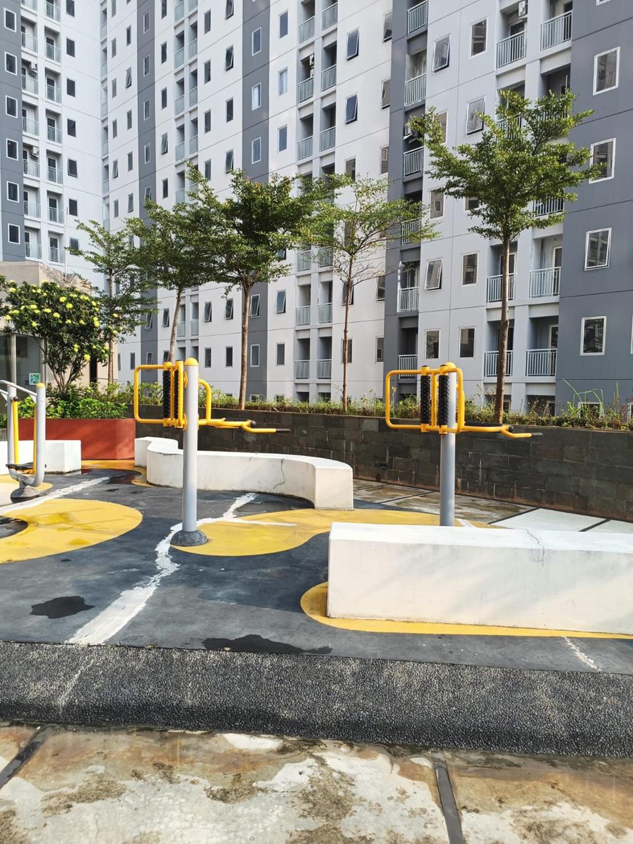 Apart Siap Huni Di Emerald Bintaro Jaya Sektor 9
