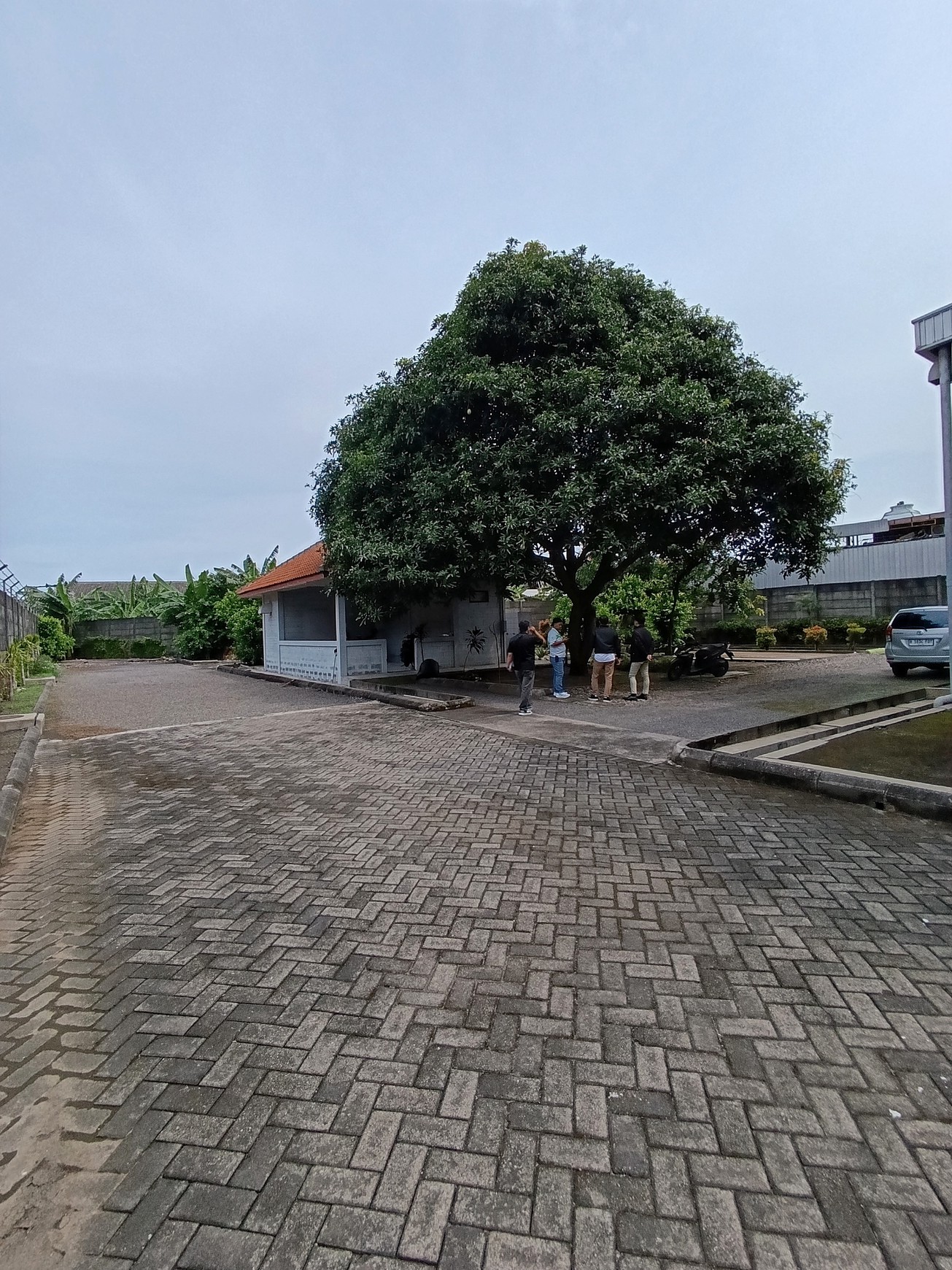 Pabrik / Gudang termurah di Berbek Industri