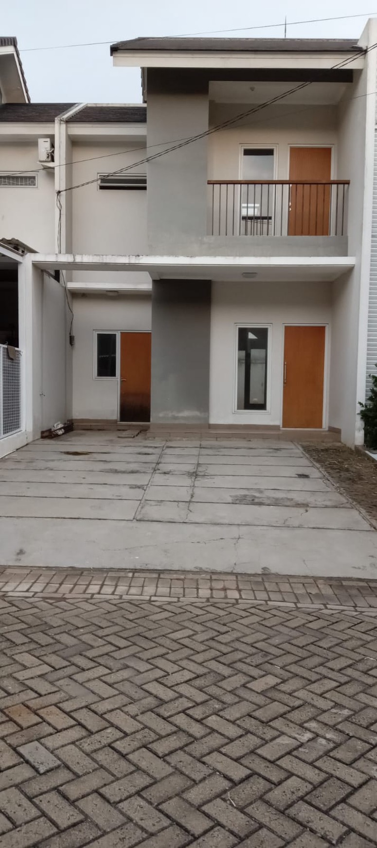 Rumah Lokasi Depok 2 Lantai KT 3+1 Km 3+1 SHM