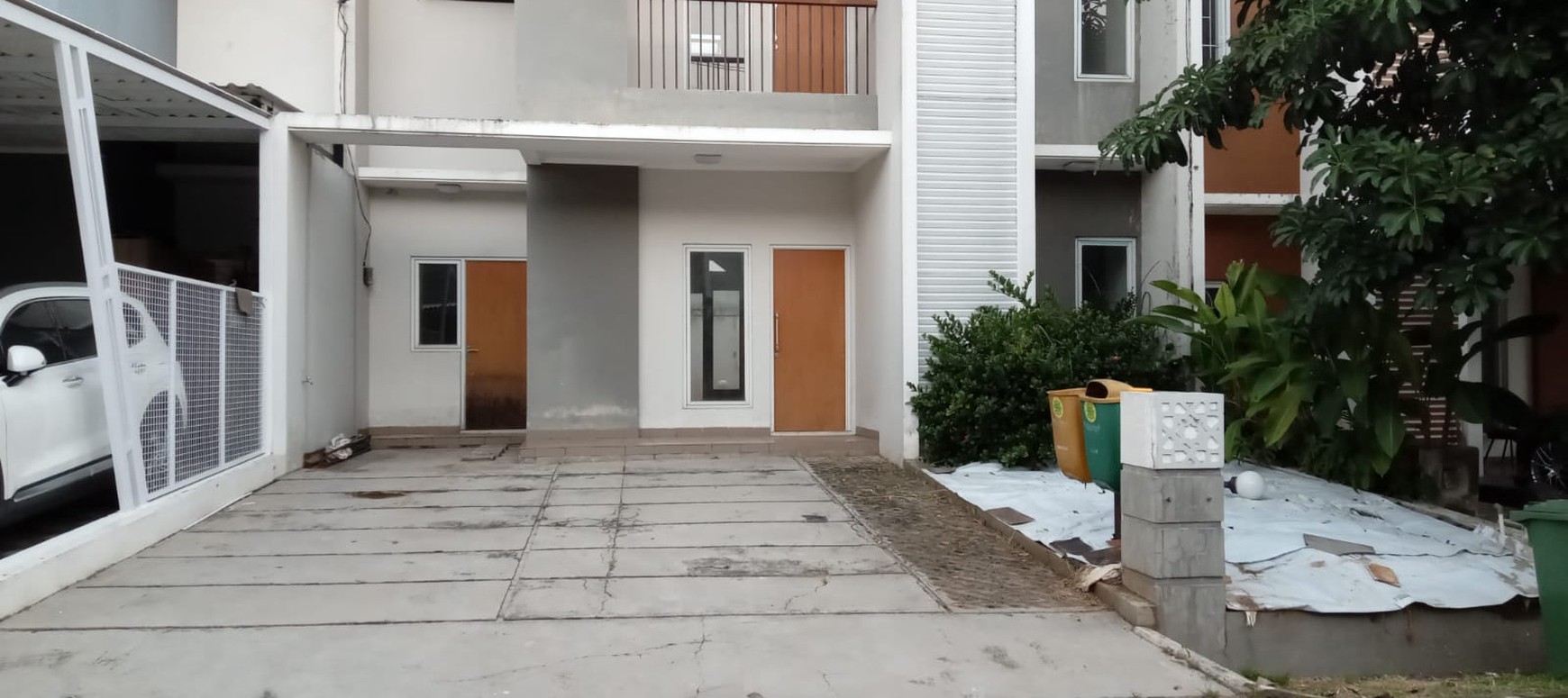 Rumah Lokasi Depok 2 Lantai KT 3+1 Km 3+1 SHM