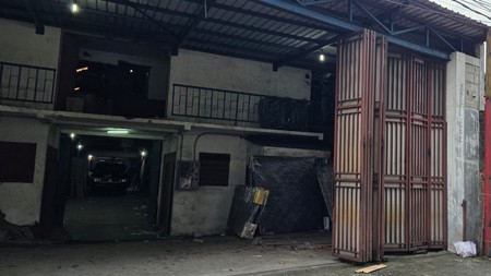 DIJUAL Gudang 2 Lantai Strategis di Jl. Brigjen Katamso Sidoarjo - Investasi Properti Komersial Terbaik!