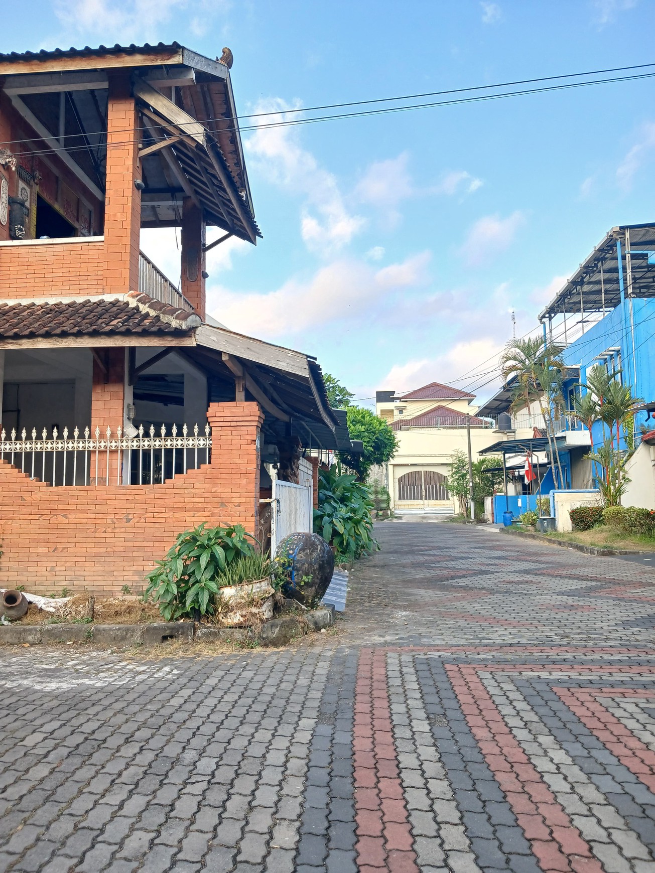 Rumah Dalam Perum Taman Griya Indah Lokasi Dekat Mirota Godean