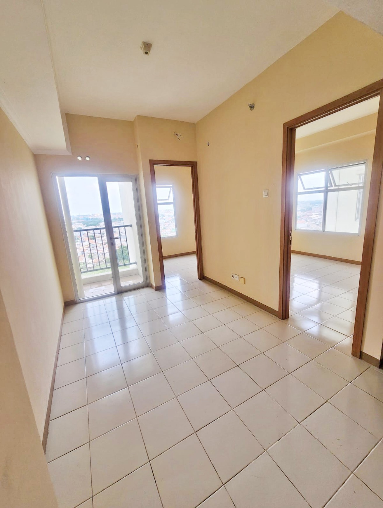 Aapartemen Victoria Square 2BR Unfurnished Tower Valencia Tangerang