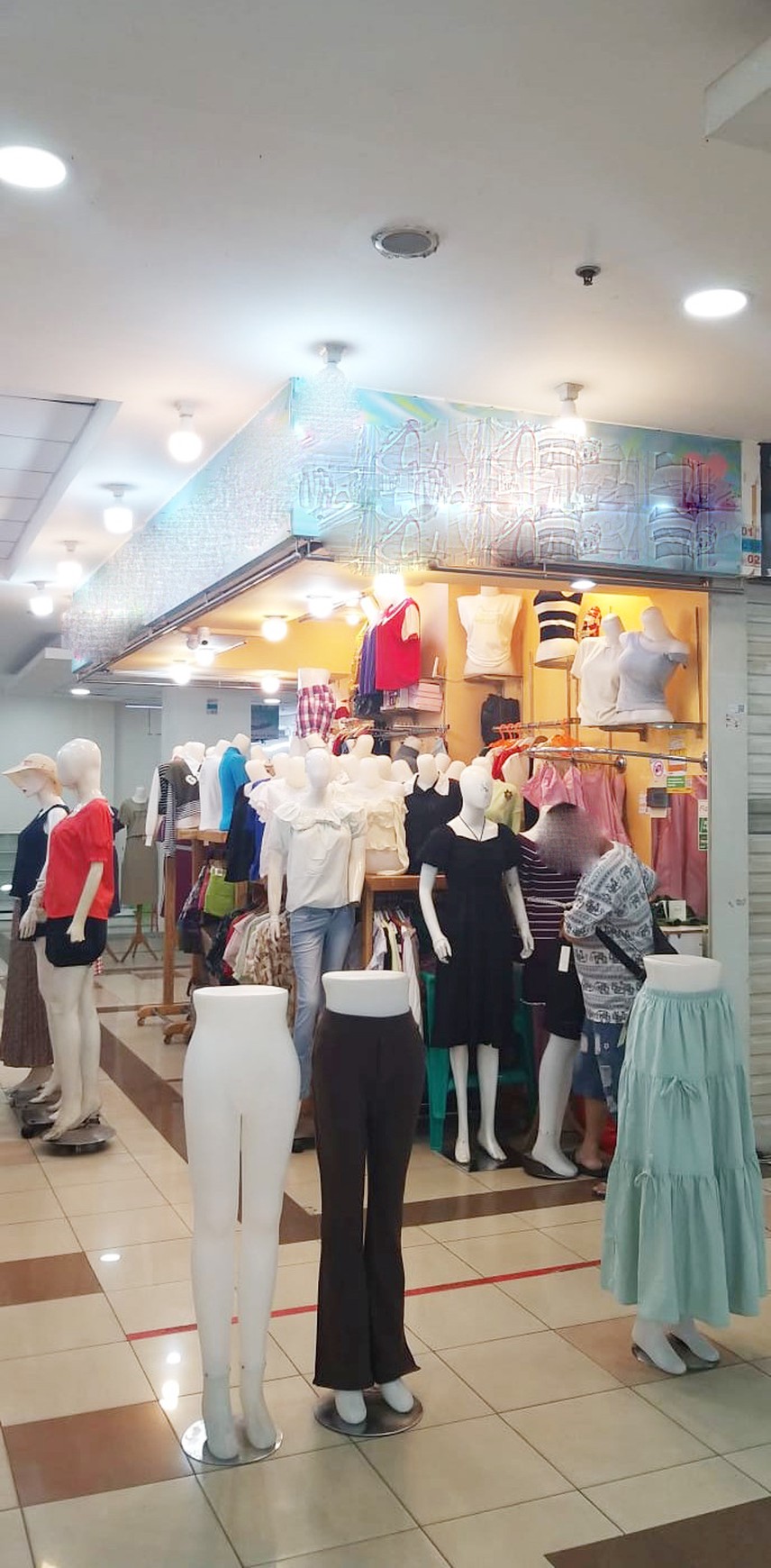 Kios Gandeng 2 Unit di Season City Tambora Jakarta Barat