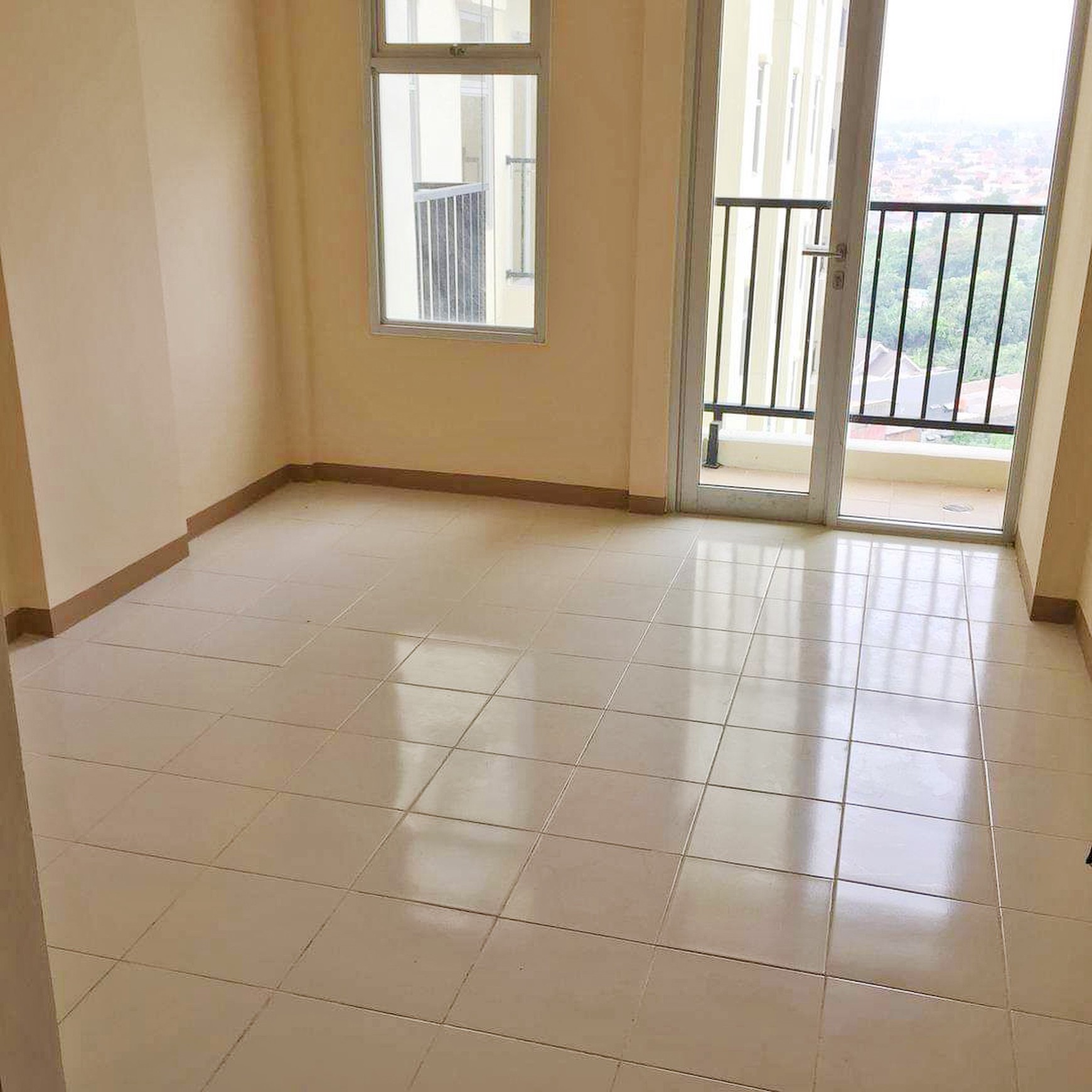 Apartemen Victoria Square Luas 21 Tower Valencia Tangerang