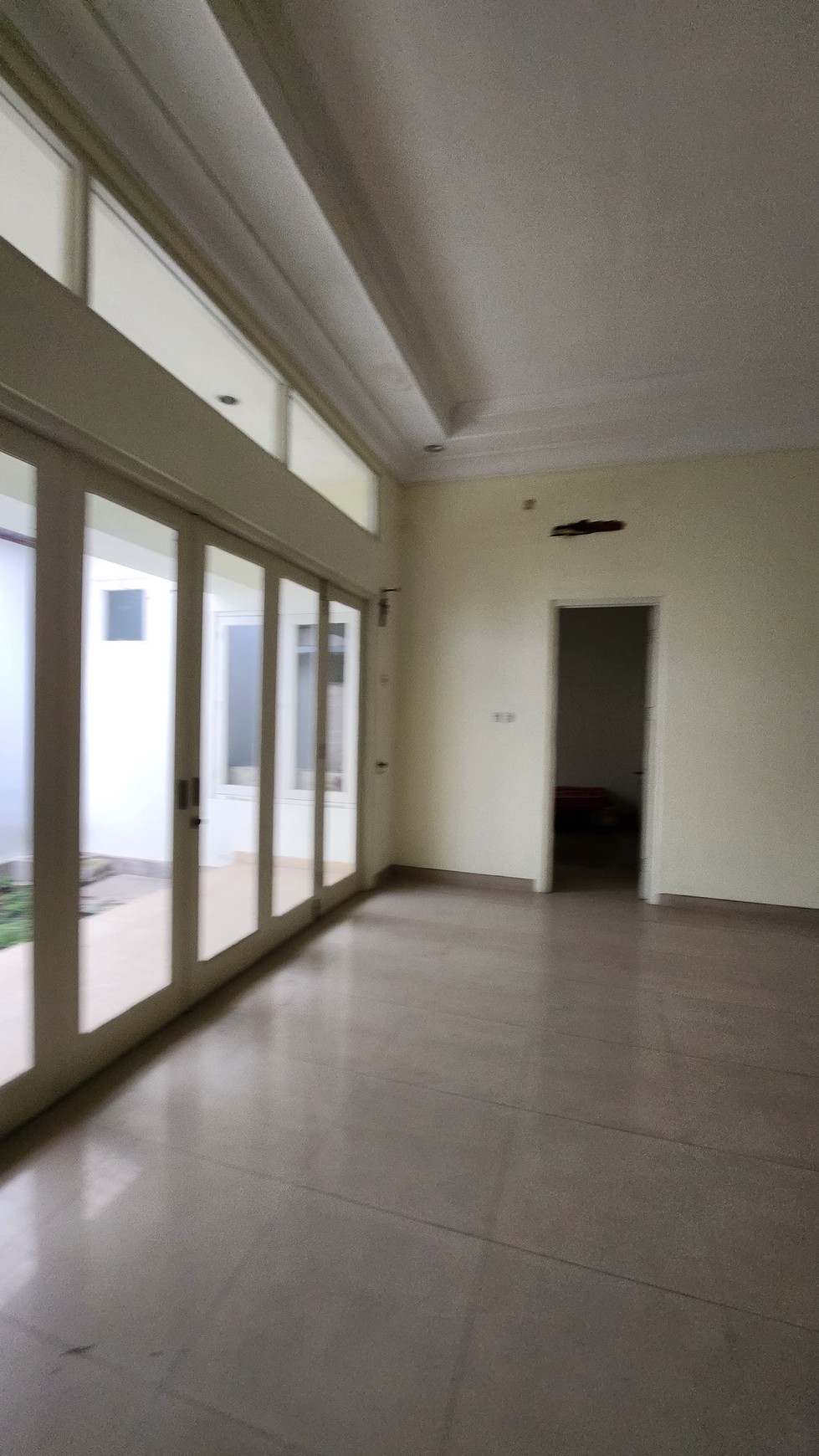 DiSewakan Rumah 1 lantai Nol Jalan RAYA KEMBAR A Yani Residence Surabaya Selatan