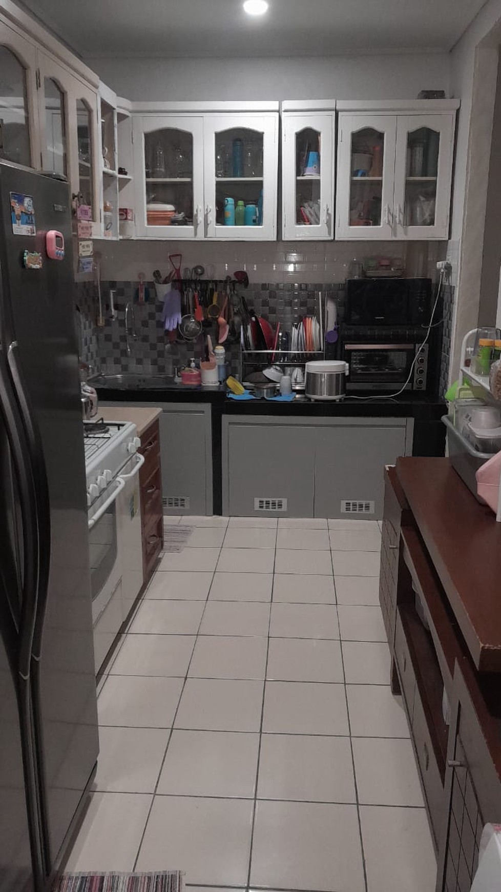 Rumah 1 lantai Siap Huni dalam cluster di Kota wisata