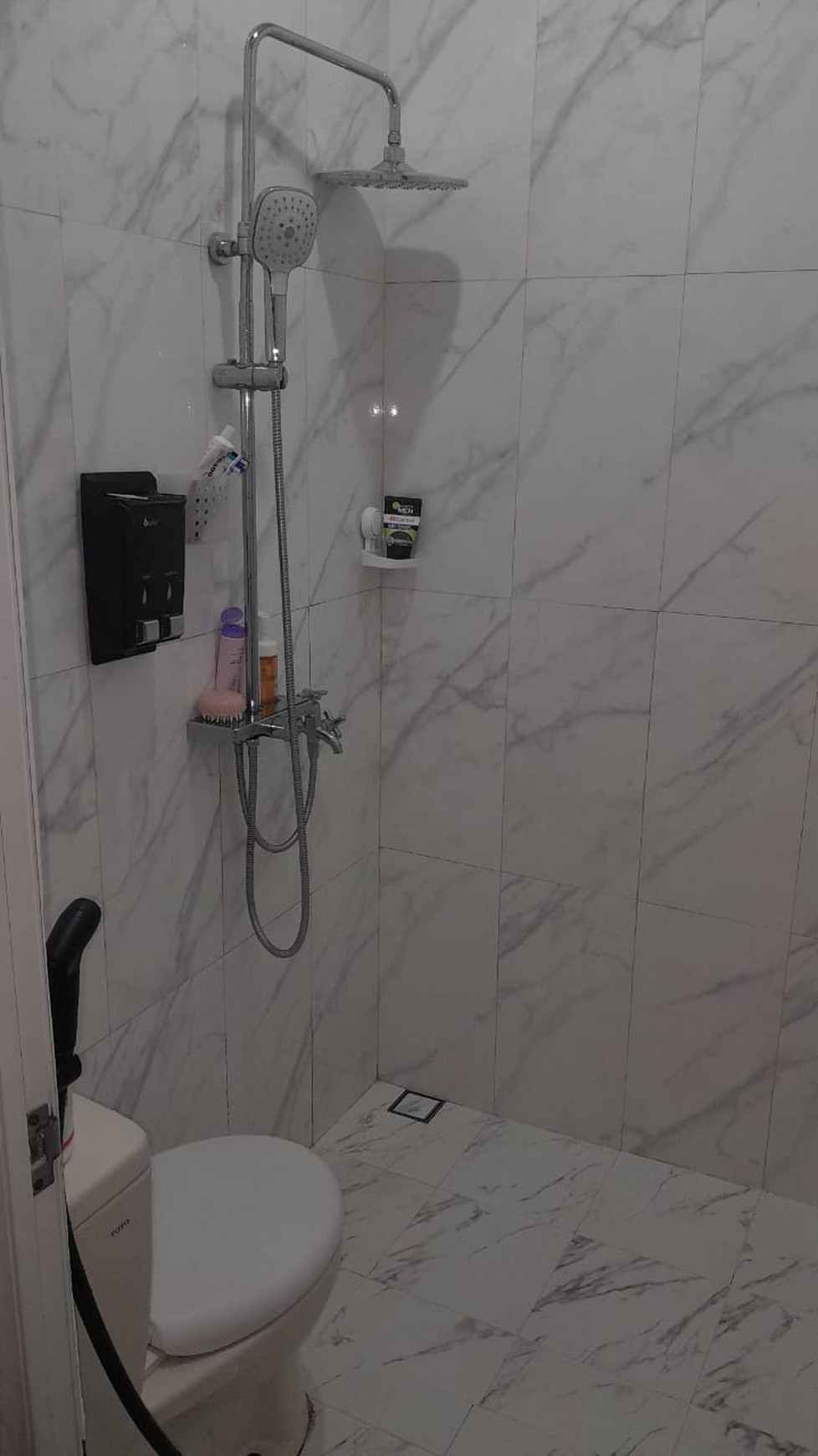 Rumah 1 lantai Siap Huni dalam cluster di Kota wisata