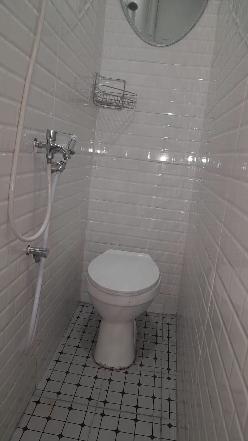 Rumah 1 lantai Siap Huni dalam cluster di Kota wisata