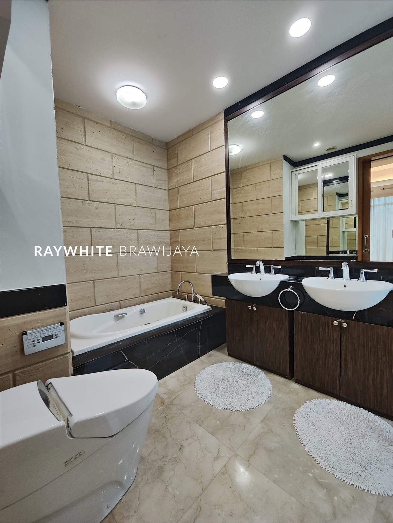Apartment Kempinski Residence Furnished Area Sudirman