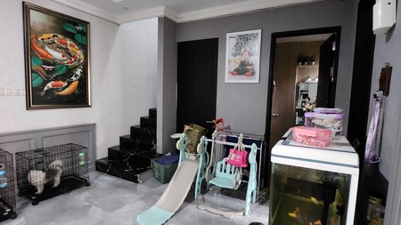 DIJUAL RUMAH FULL FURNISHED - ROYAL RESIDENCE