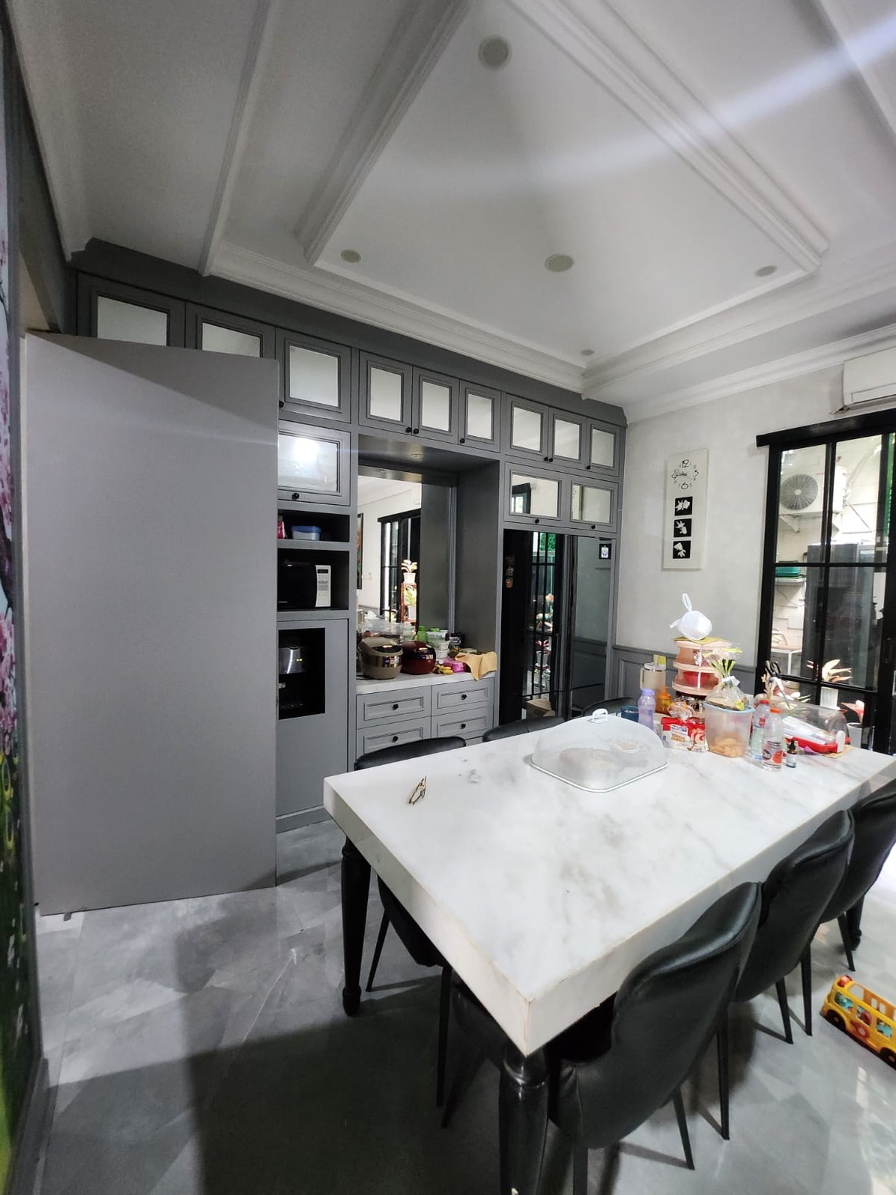 DIJUAL RUMAH FULL FURNISHED - ROYAL RESIDENCE