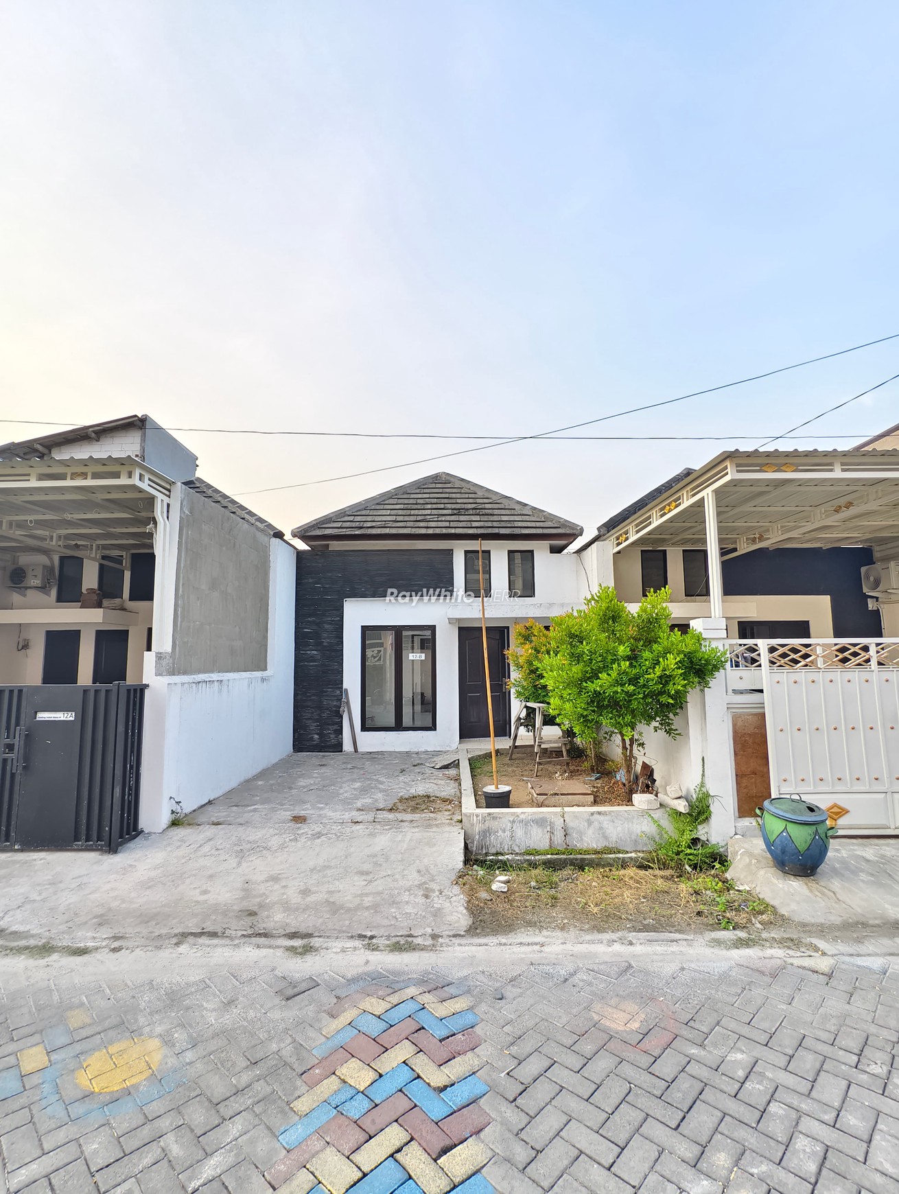 Rumah Tanah Luas Termurah Hadap Selatan SHM Di Surabaya Utara