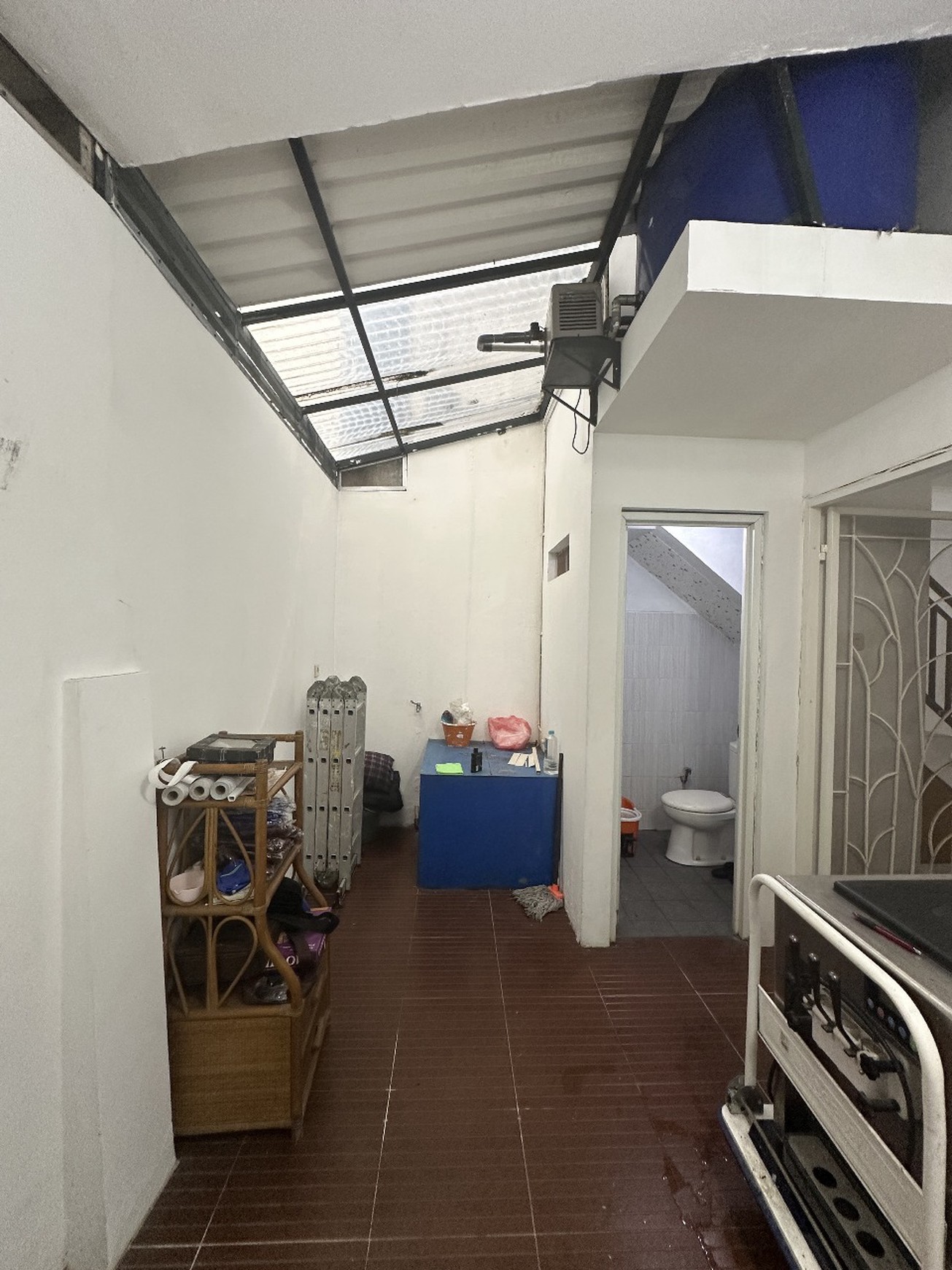 Rumah dalam Cluster, Minimalis, Bebas Banjir di Serua- Ciputat