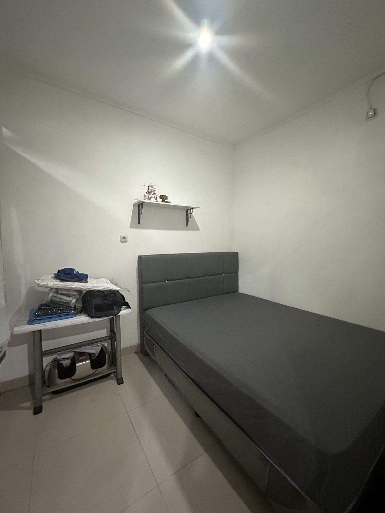 Rumah dalam Cluster, Minimalis, Bebas Banjir di Serua- Ciputat