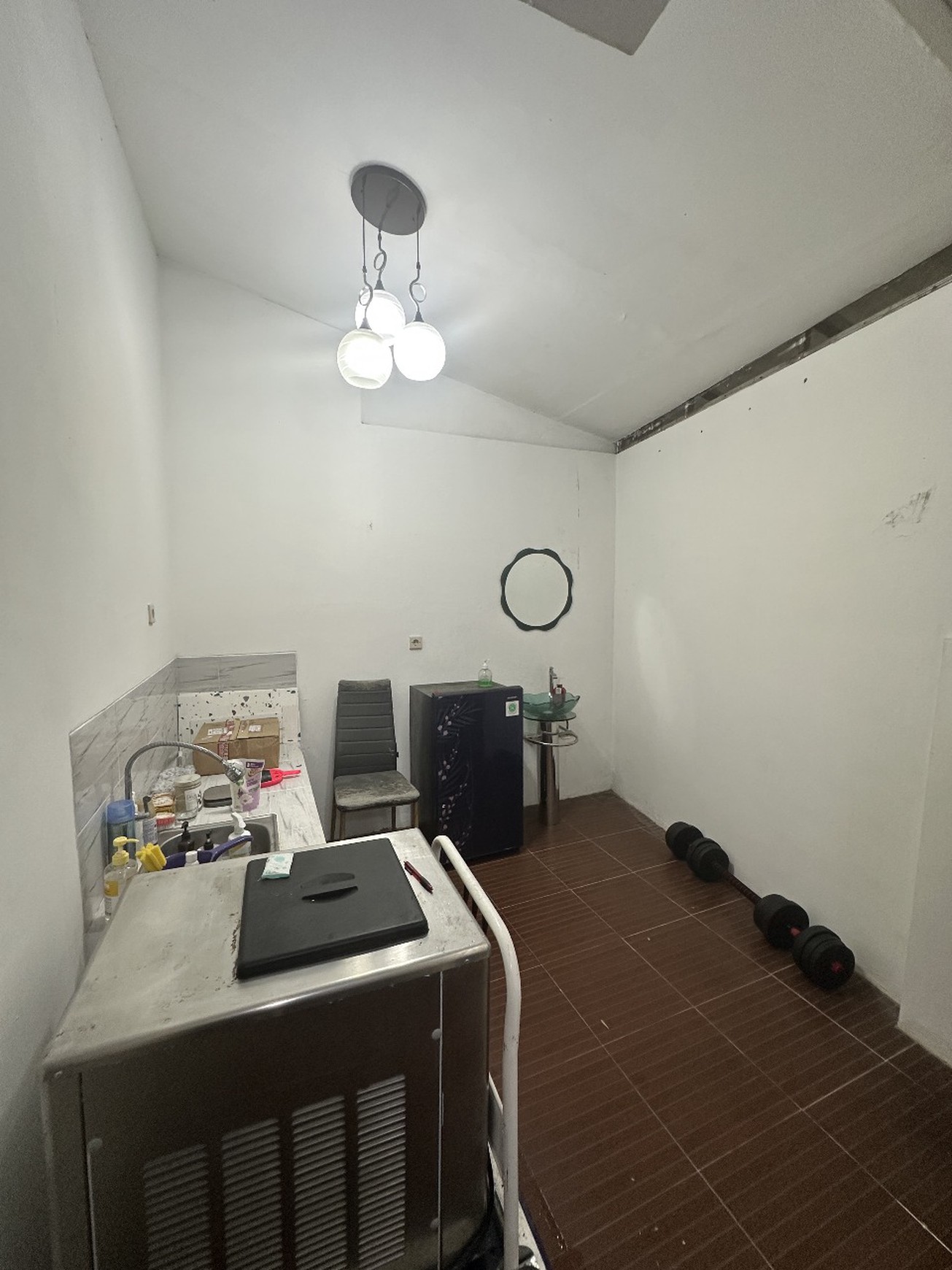 Rumah dalam Cluster, Minimalis, Bebas Banjir di Serua- Ciputat.