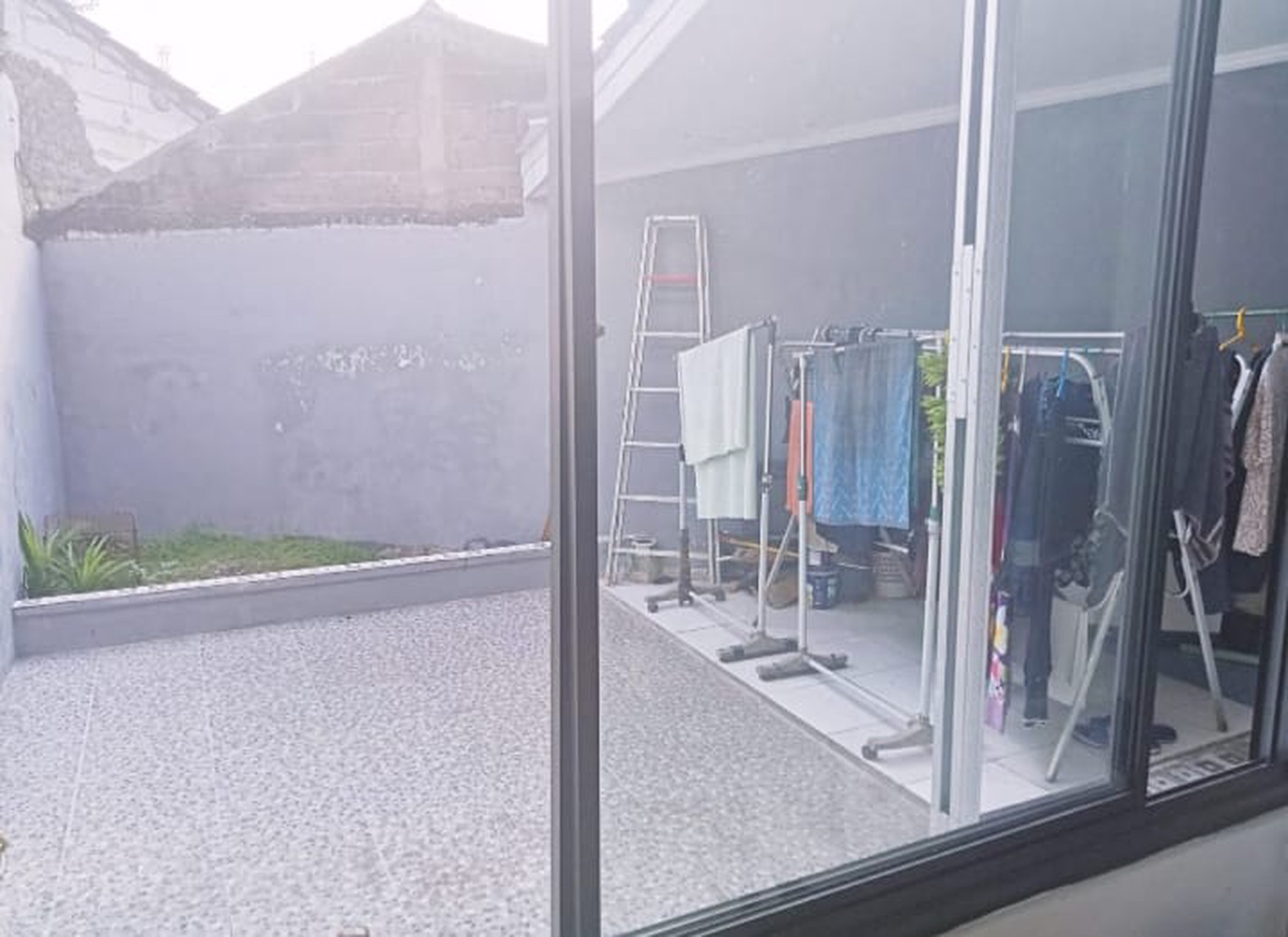 RUMAH MINIMALIS 1 LANTAI DI BUKIT GOLF CIBUBUR