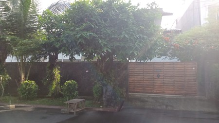Rumah Bagus, Asri, lingkungan aman dan Nyaman di Jakarta Selatan.