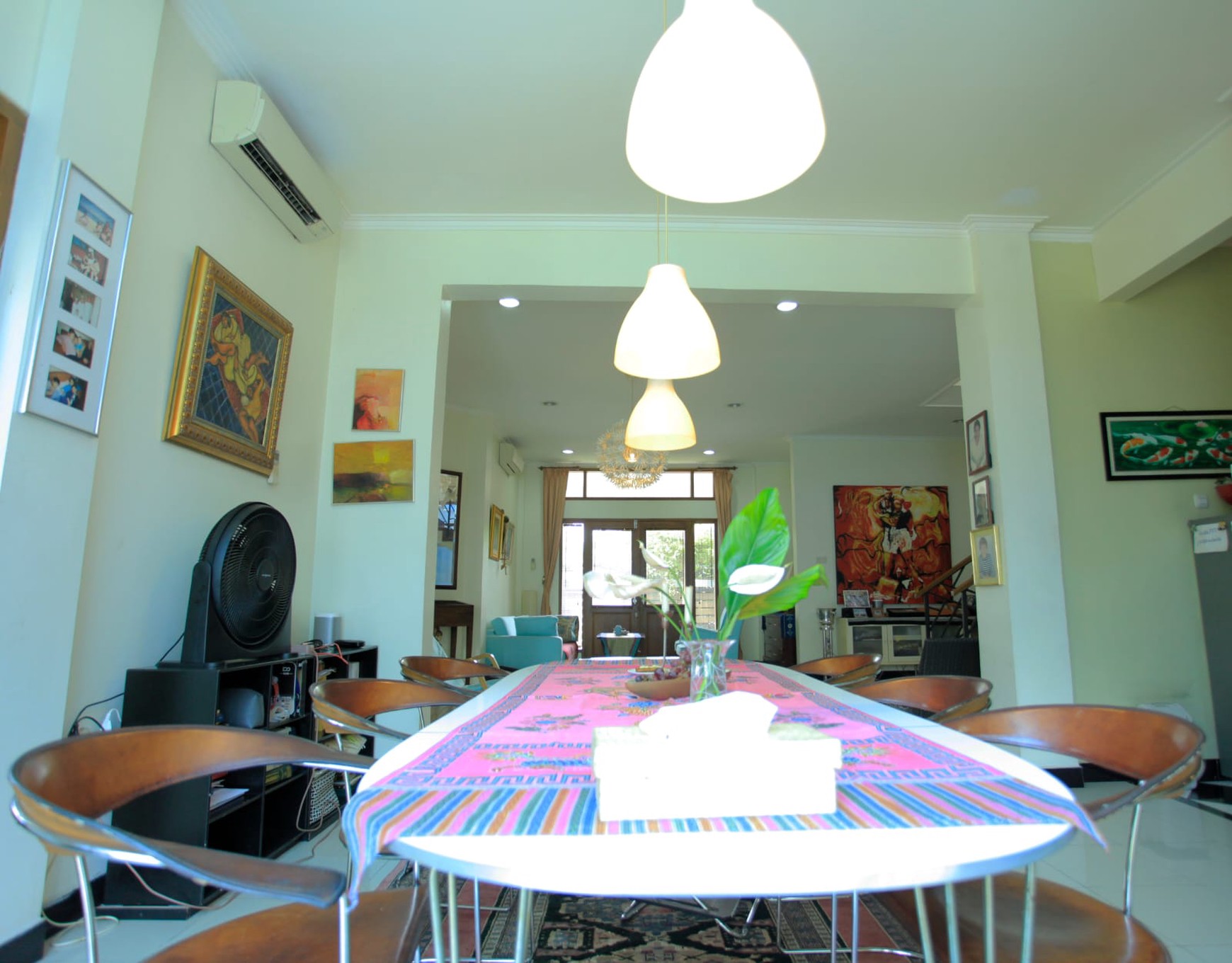 Rumah Luas LT 730 LB 350 di Pondok Aren sudah SHM