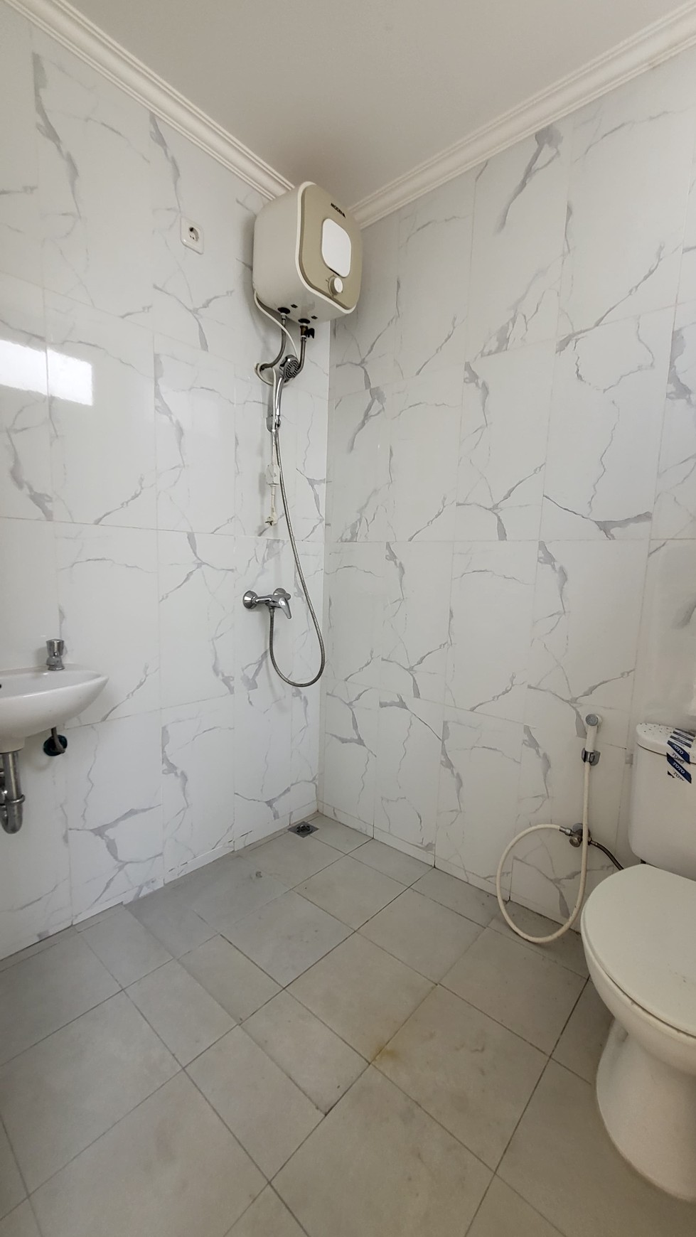 Rumah siap huni Milenium City Lokasi dekat stasiun parung panjang