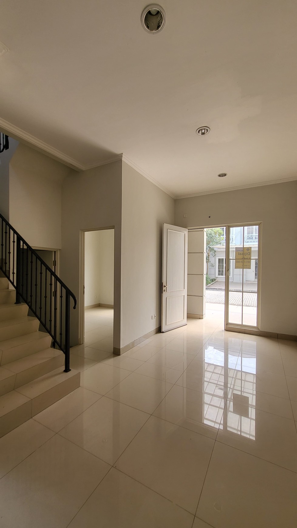 Rumah siap huni Milenium City Lokasi dekat stasiun parung panjang