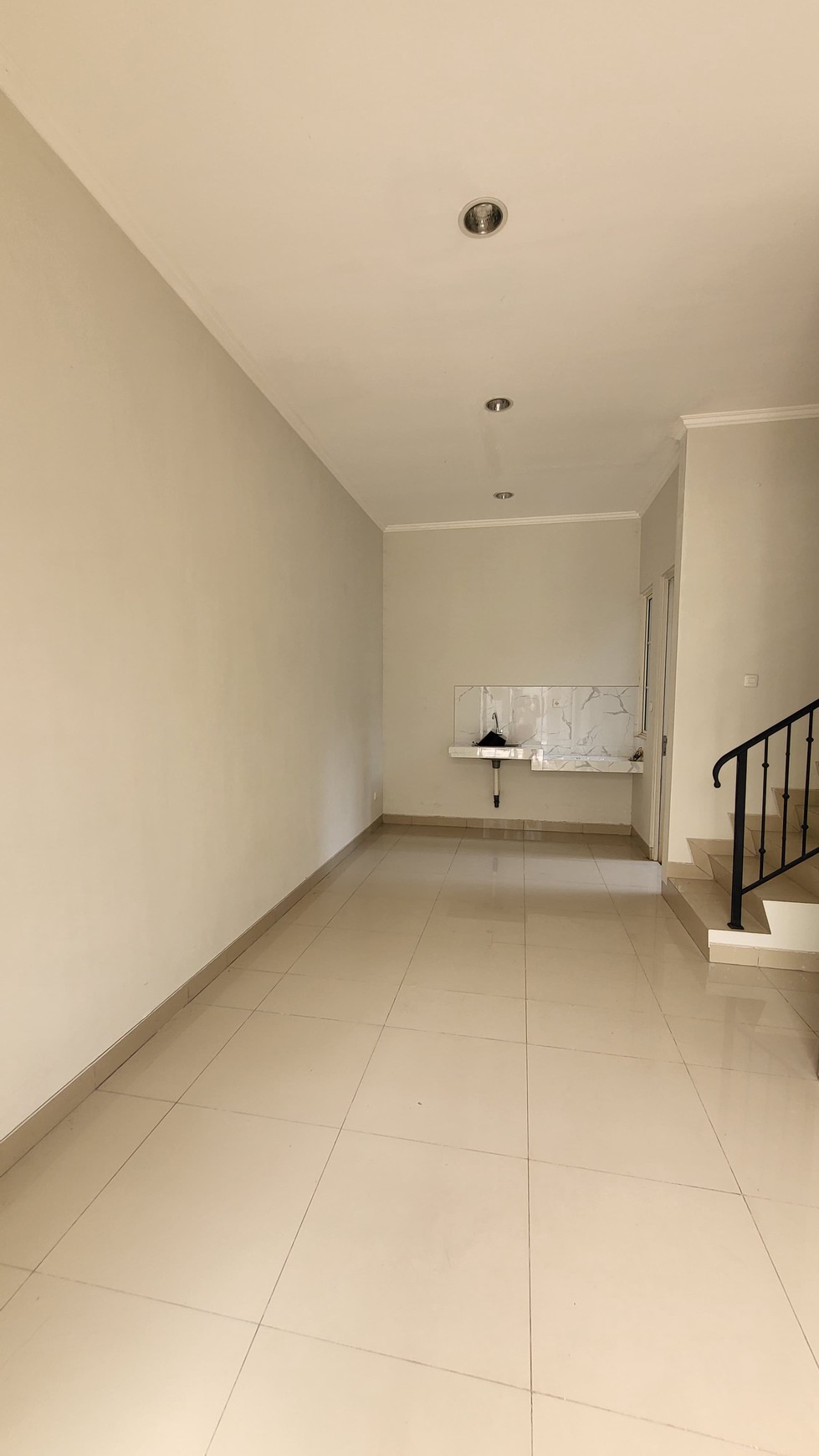 Rumah siap huni Milenium City Lokasi dekat stasiun parung panjang