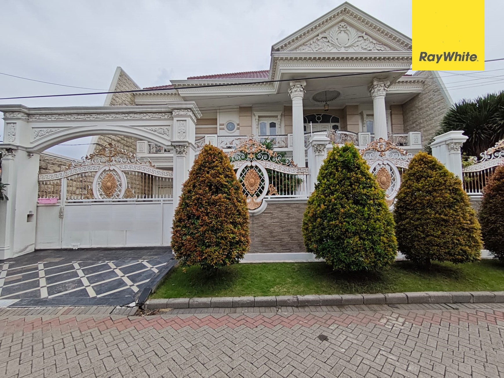 Dijual Rumah Lelang Di Galaxy Bumi Permai Surabaya