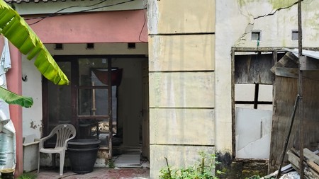 Dijual Rumah 300 jutaan di Taman Gunung Anyar Surabaya