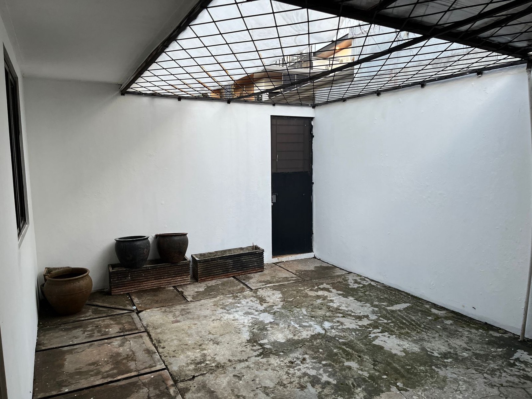 Rumah Luas, 2 Lantai, Bagus, dalam Cluster dan Siap huni di Gunung Putri