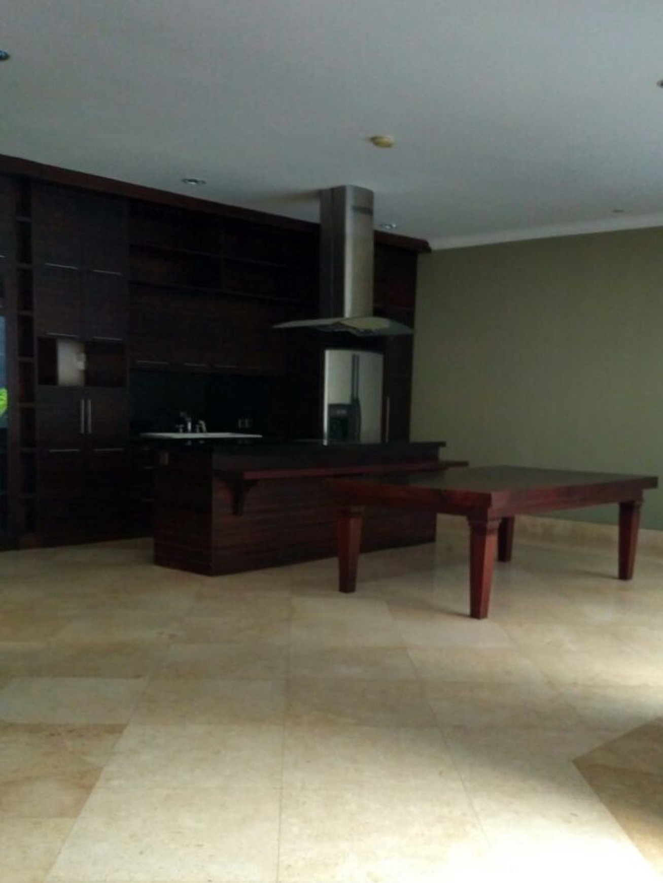 Rumah bagus dan nyaman di kebayoran Baru; Jakarta selatan