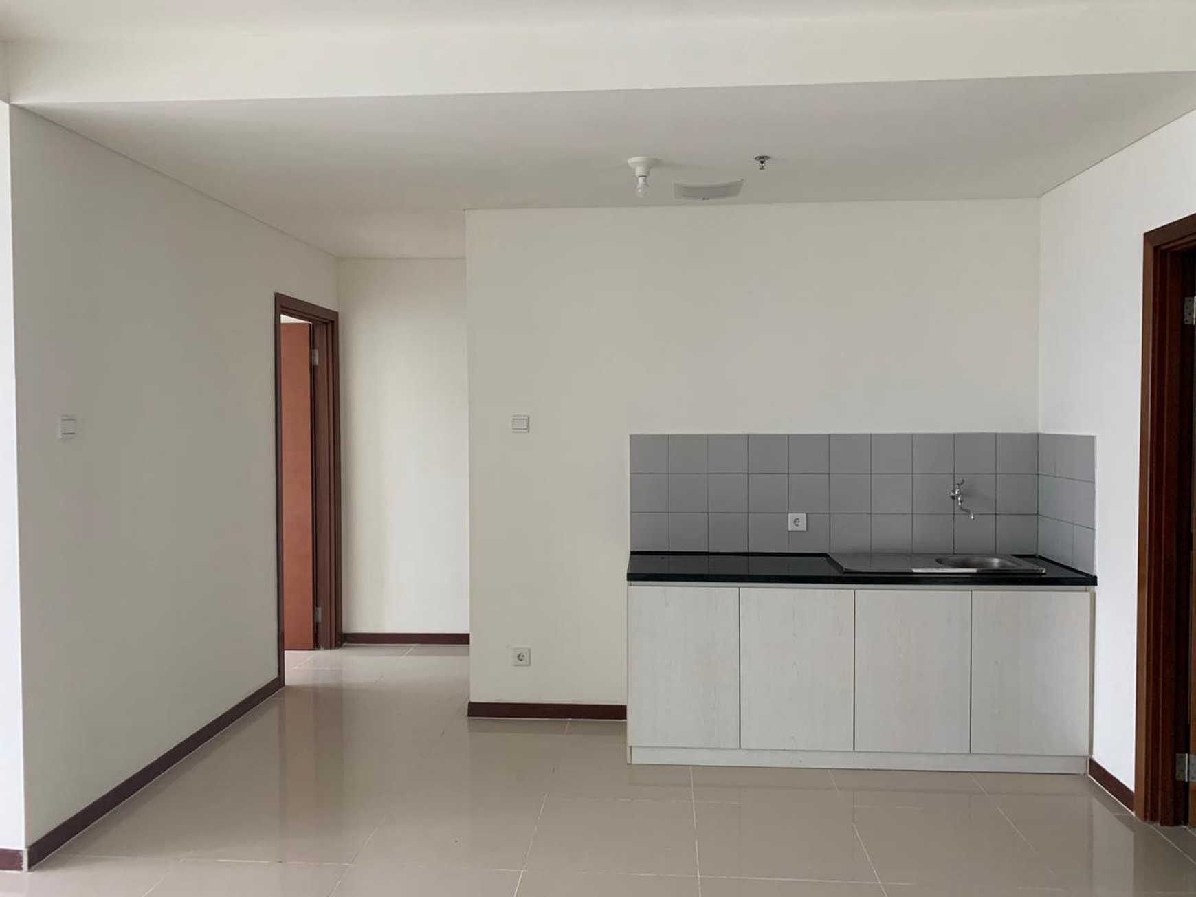 CONDO BAYWALK