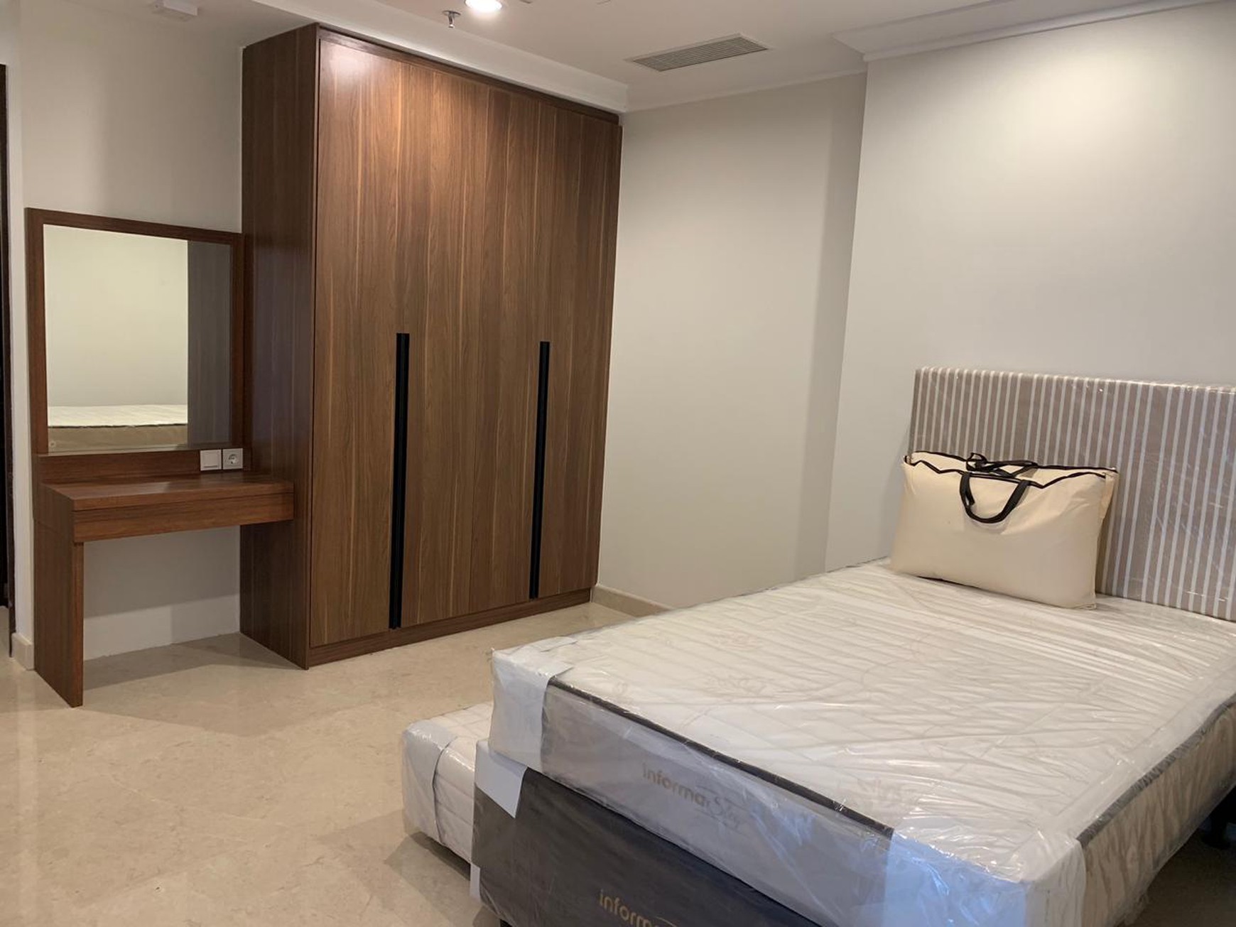 APARTEMEN PONDOK INDAH RESIDENCE