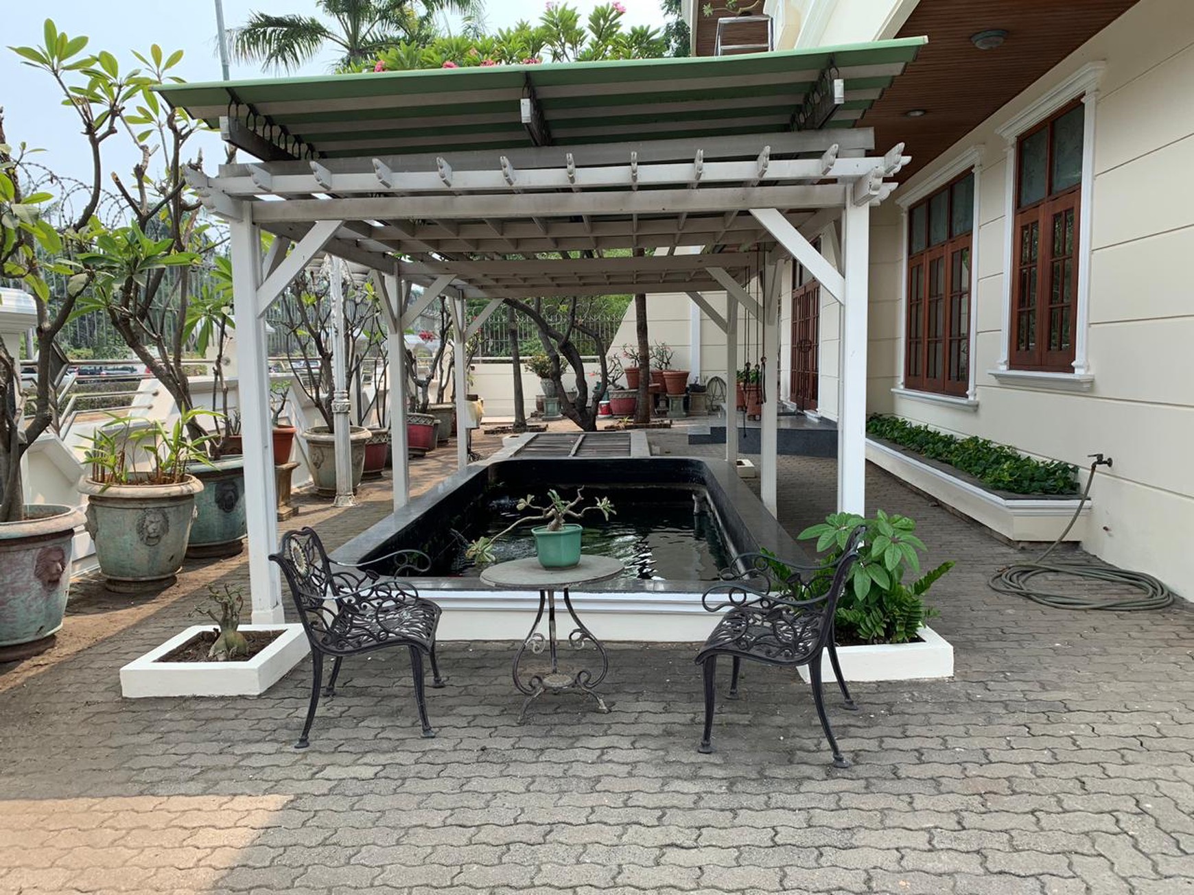 RUMAH DI PINISI INDAH PIK
